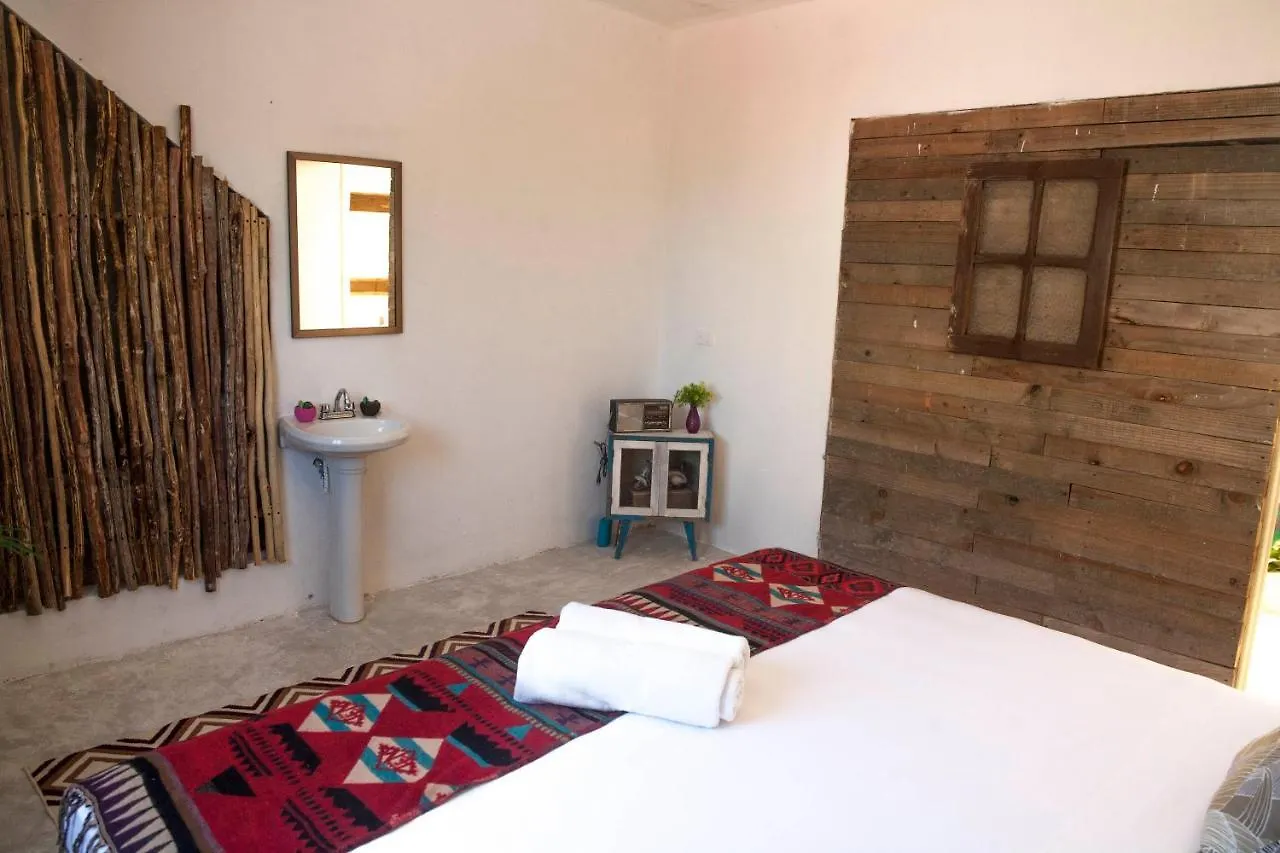 Macarena Hotel Cancun 2*,